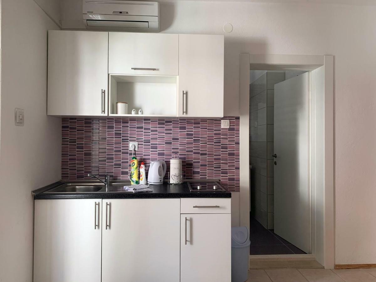 Apartments Zika 普罗马尼亚 外观 照片